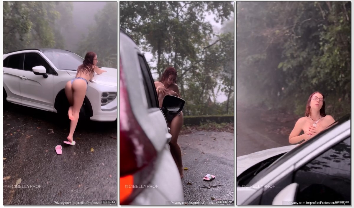 Cibelly Ferreira toda molhada devido à chuva, com uma calcinha socada no bumbum