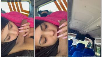 Mc Mayara foi flagrada realizando sexo oral em um ônibus de viagem, mamando o pau do parceiro