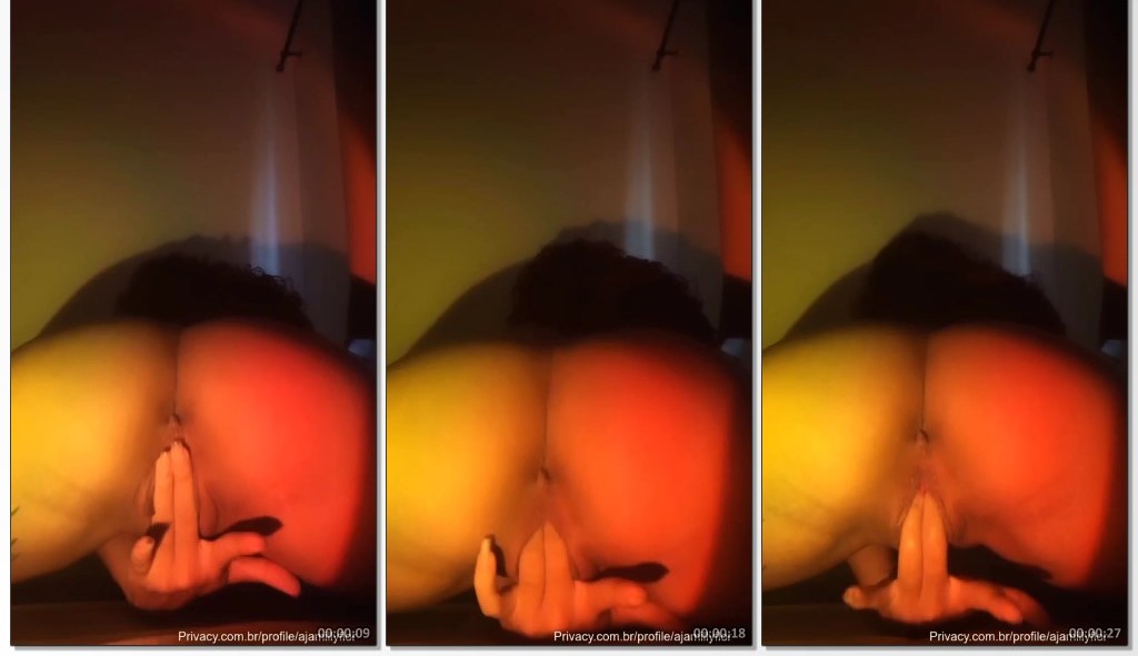 Milly se masturba e tem um orgasmo com sua xoxota em um vídeo privado