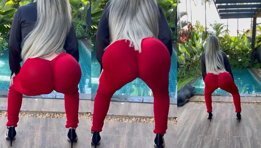 Denise Rocha rebolando ao som do funk exibindo sua imensa bunda