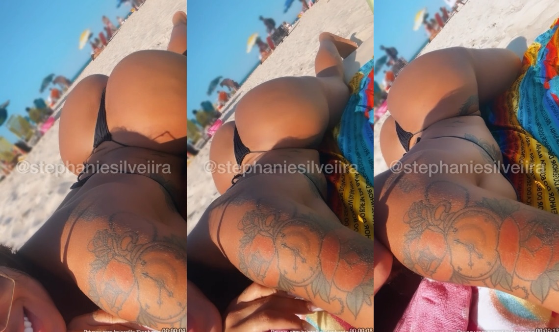 Stephanie Silveira exibindo seu bundão avantajado com muita empolgação na beira da praia