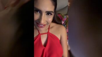 Mariana Casaroto fazendo um sexo oral com muita excitação