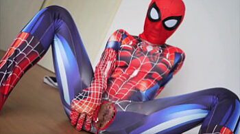 Spider man video Sophie Ray